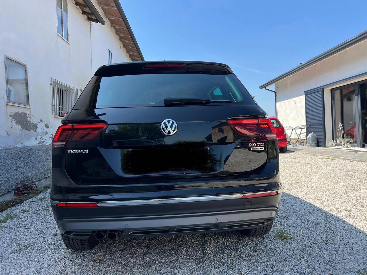 Volkswagen Tiguan 2.0 TDI SCR DSG 4MOTION Business BMT