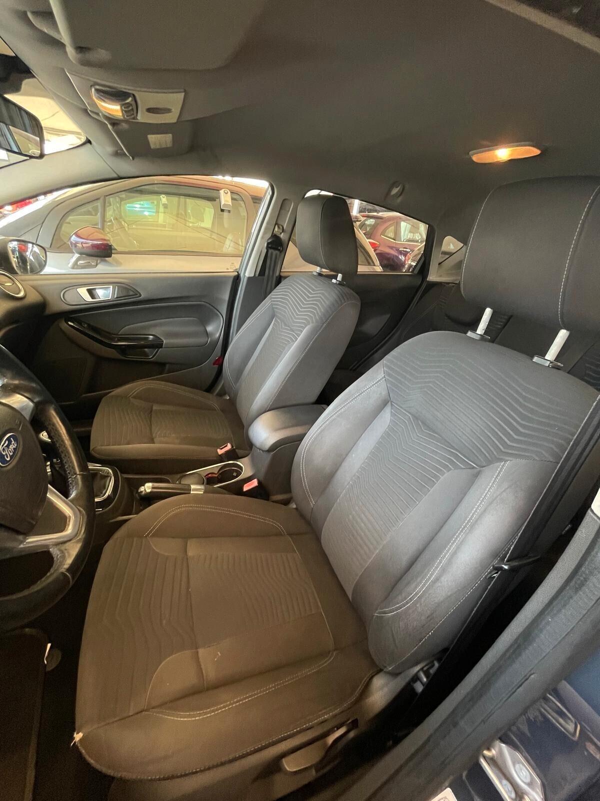 FORD FIESTA 1,2 BENZ.