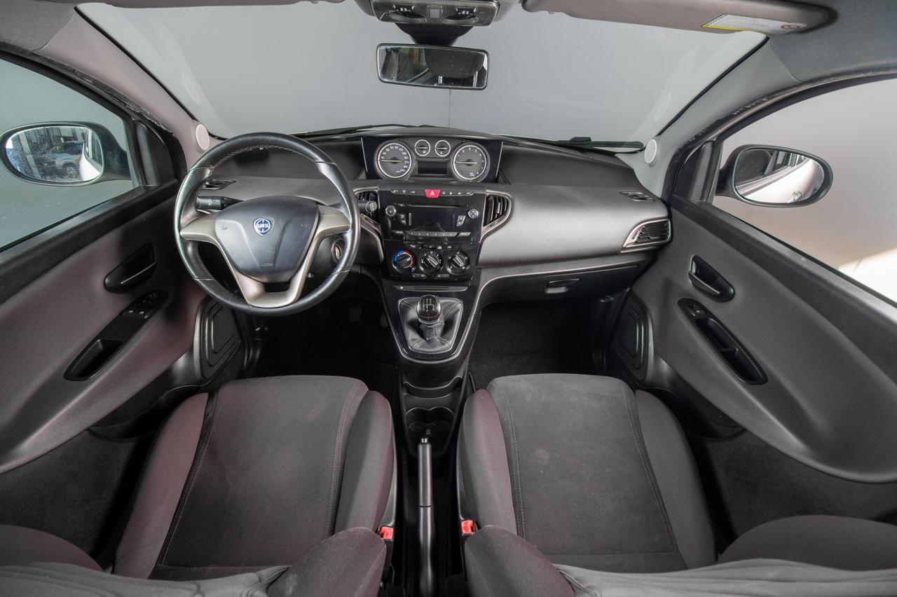 Lancia Ypsilon 1.2 Silver Ecochic Gpl 69cv 5 Porte