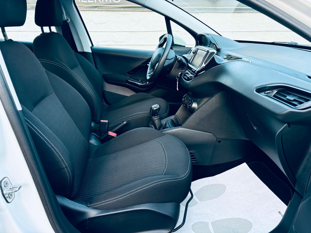 Peugeot 208 PureTech 82 5 porte Active