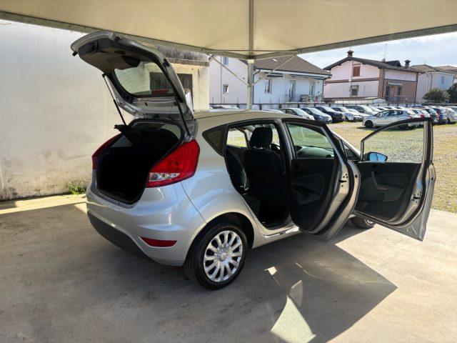 FORD Fiesta 1.2 82CV 5 porte OK NEOPATENTATI EURO 5 BENZINA