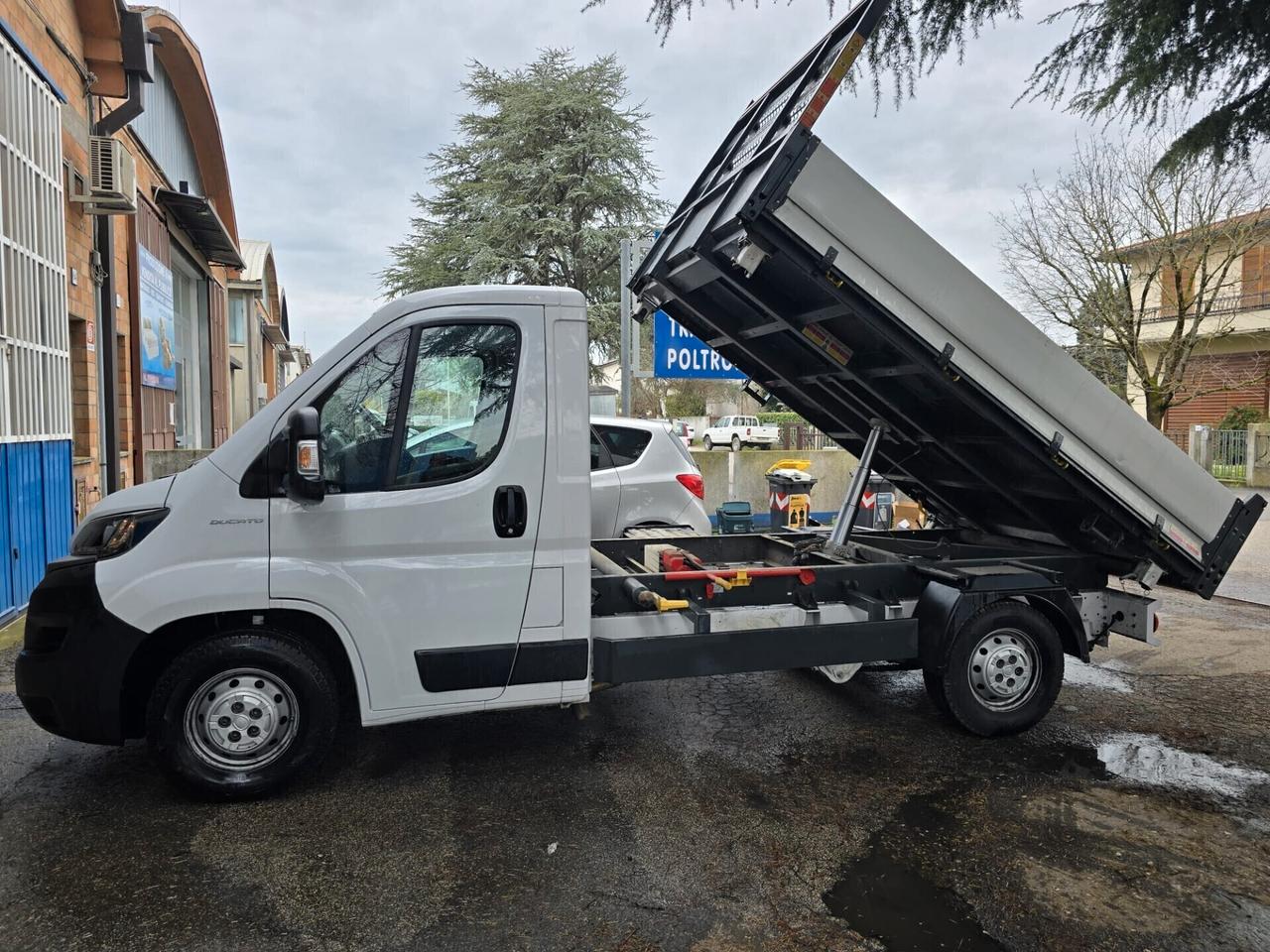 Fiat Ducato 35 2.3 MJT 140CV PM Cabinato Cassone Ribaltabile