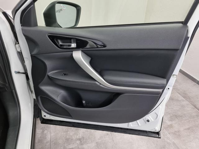 MITSUBISHI Eclipse Cross 2.4 MIVEC 4WD PHEV Instyle SDA Pack 0