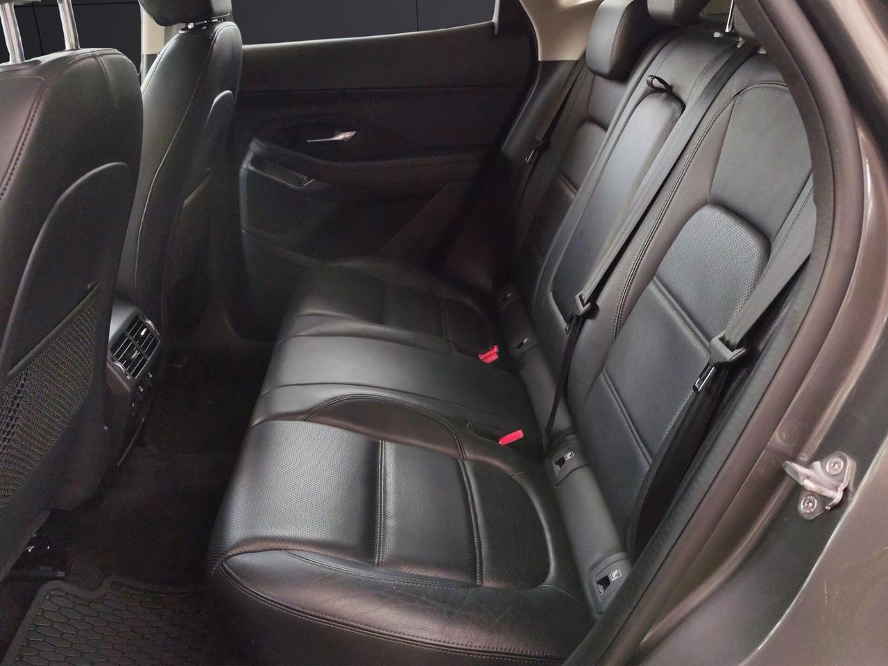 JAGUAR E-Pace (X540) E-Pace 2.0D 150 CV SE