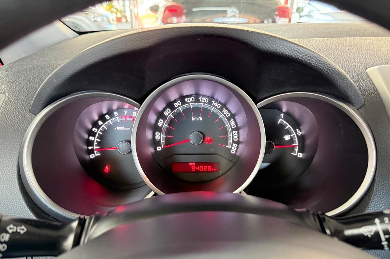 Kia Venga 1.4 CVVT Cool Navi-telecamera-Bluetooth