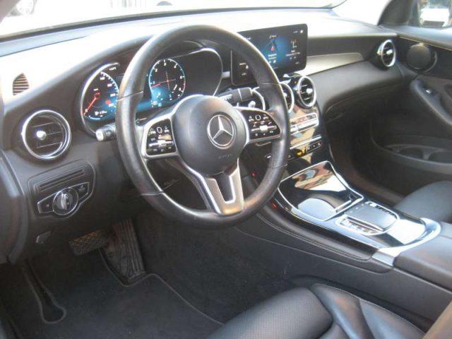 MERCEDES-BENZ GLC 220 D 4MATIC SPORT