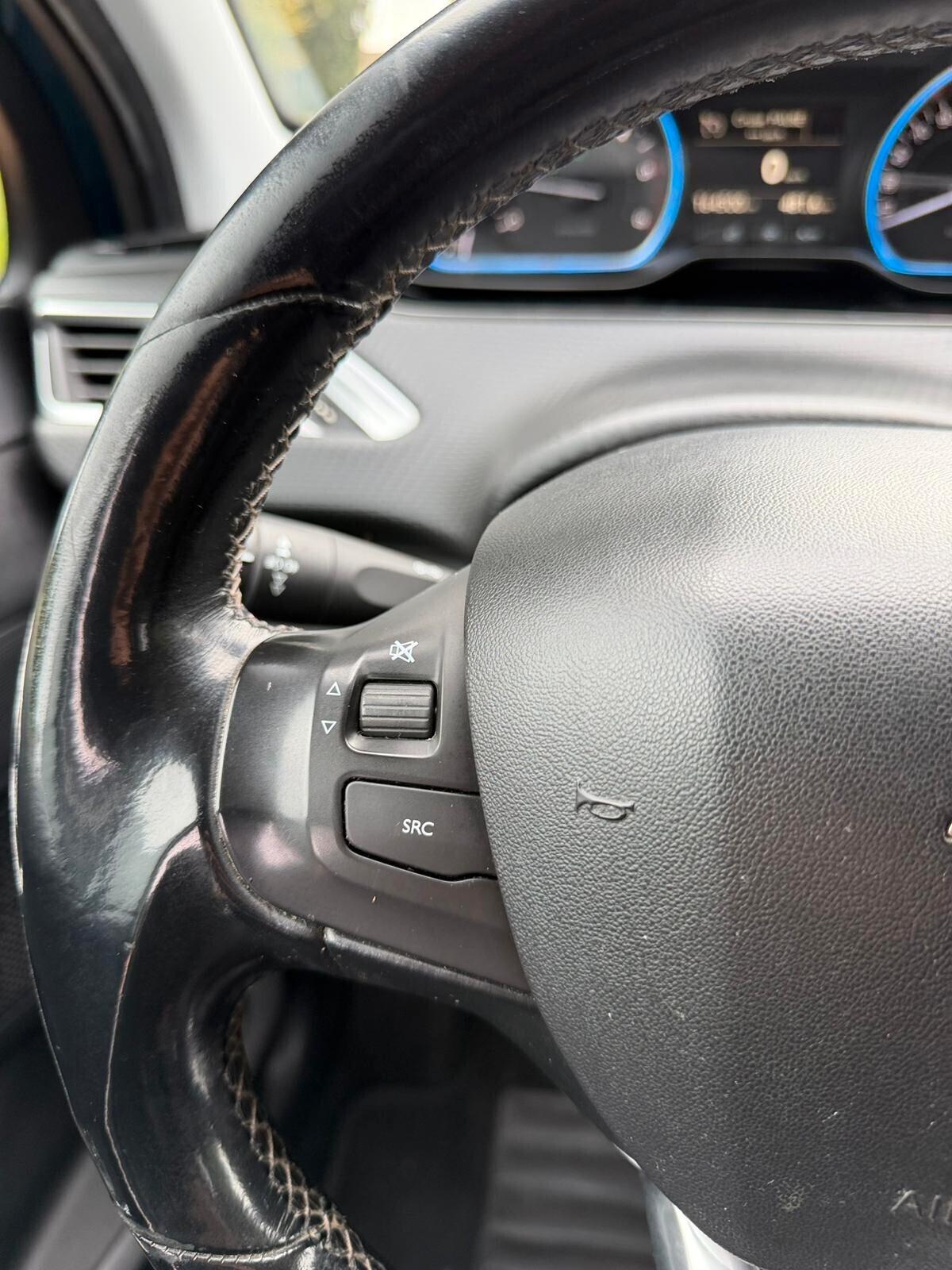 Peugeot 2008 BlueHDi 120 S&S Neopatentati