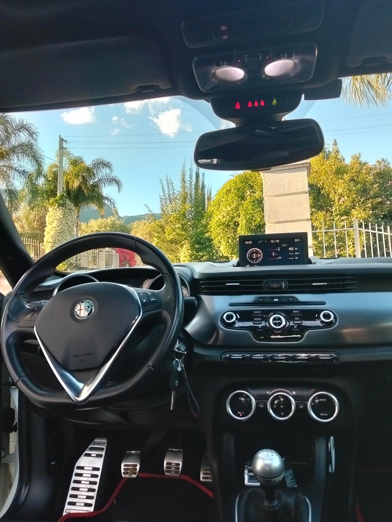 Alfa Romeo Giulietta 1.6 JTDm-2 105 CV Distinctive