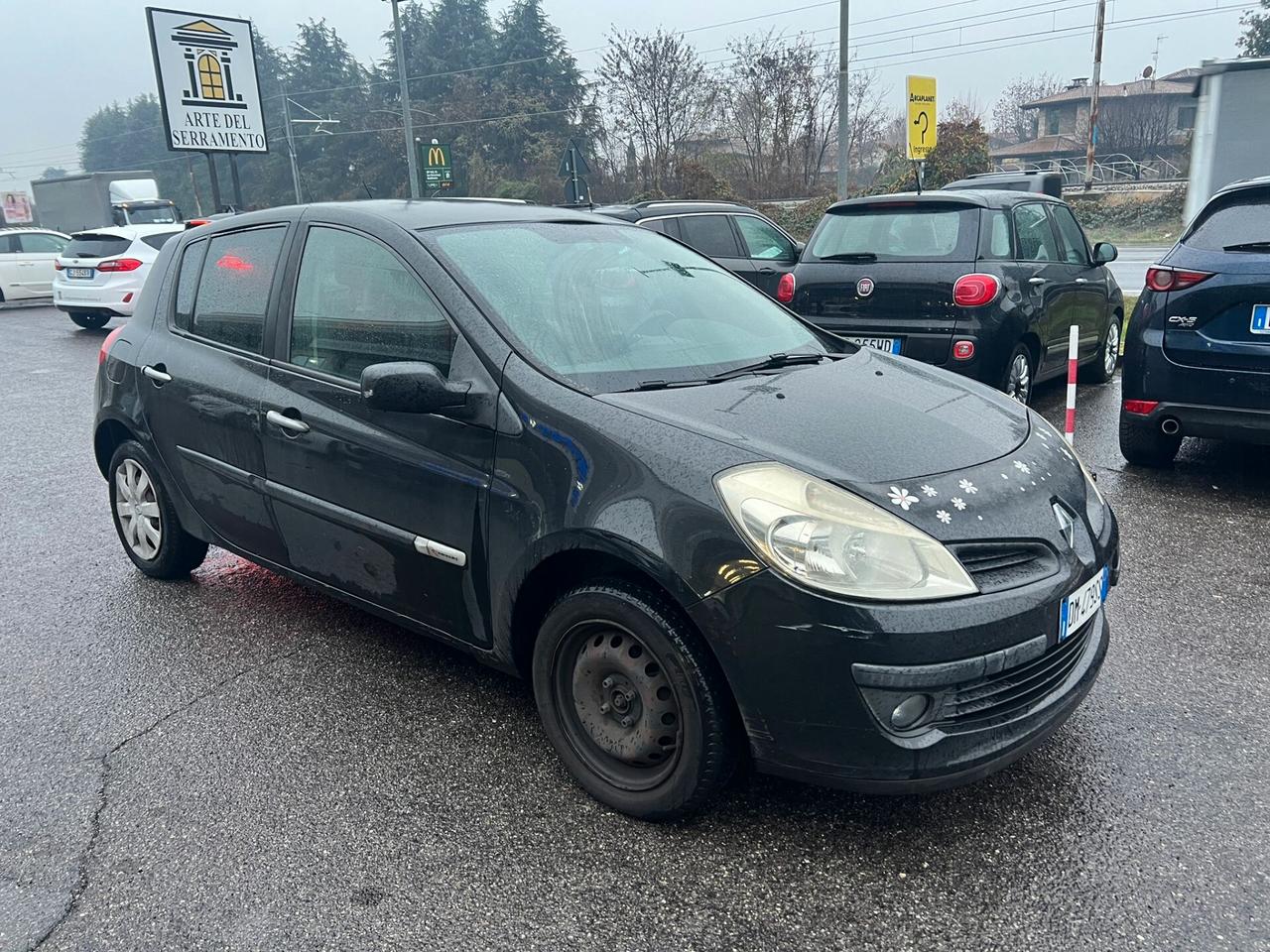 Renault Clio 1.2 16v 75cv GPL *NEOPATENTATI*FRIZIONE-NUOVA*