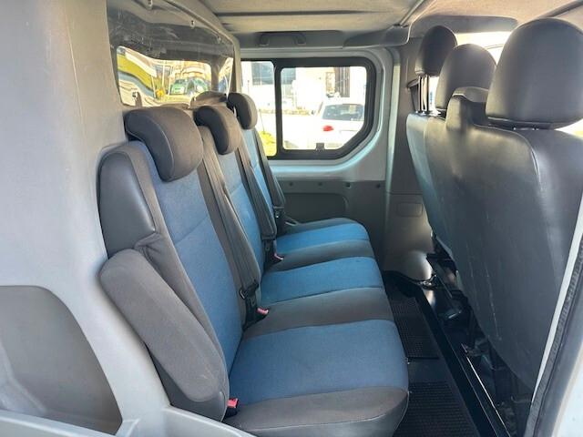 Renault Trafic T29 2.0 dCi/90 PL-TN-autocarro 6 posti