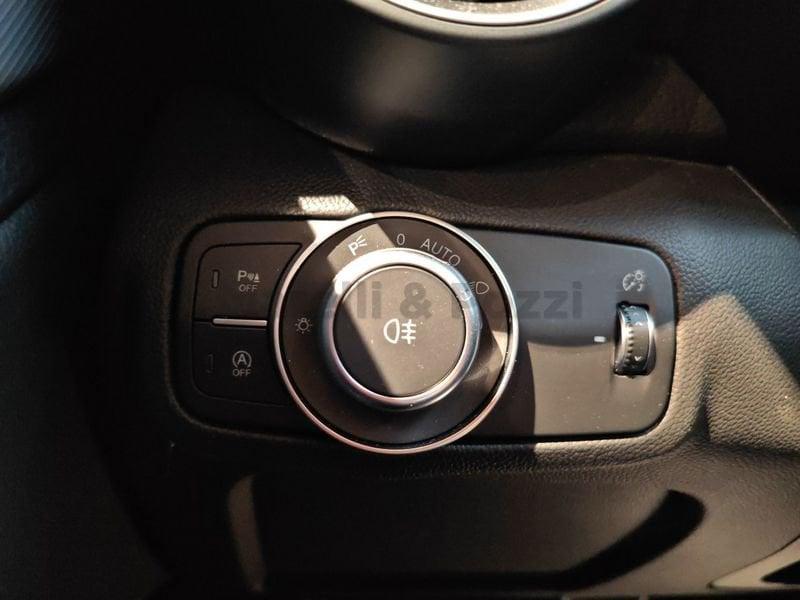 Alfa Romeo Giulia Giulia 2.2 Turbodiesel 210 CV AT8 AWD Q4 Veloce