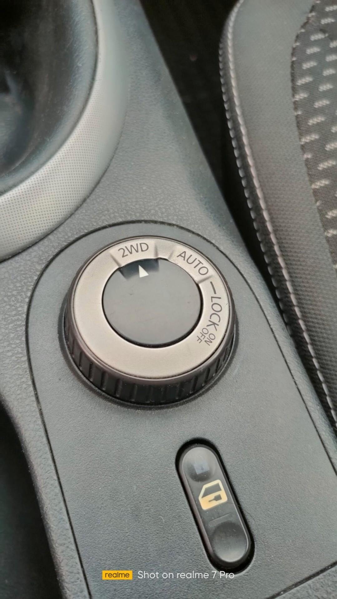 Nissan Qashqai 2.0 dCi DPF 4WD Tekna