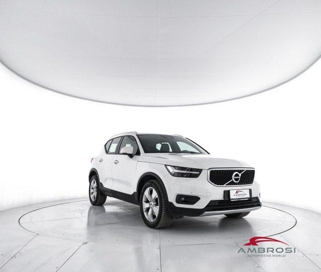 VOLVO XC40 D3 AWD Geartronic Momentum