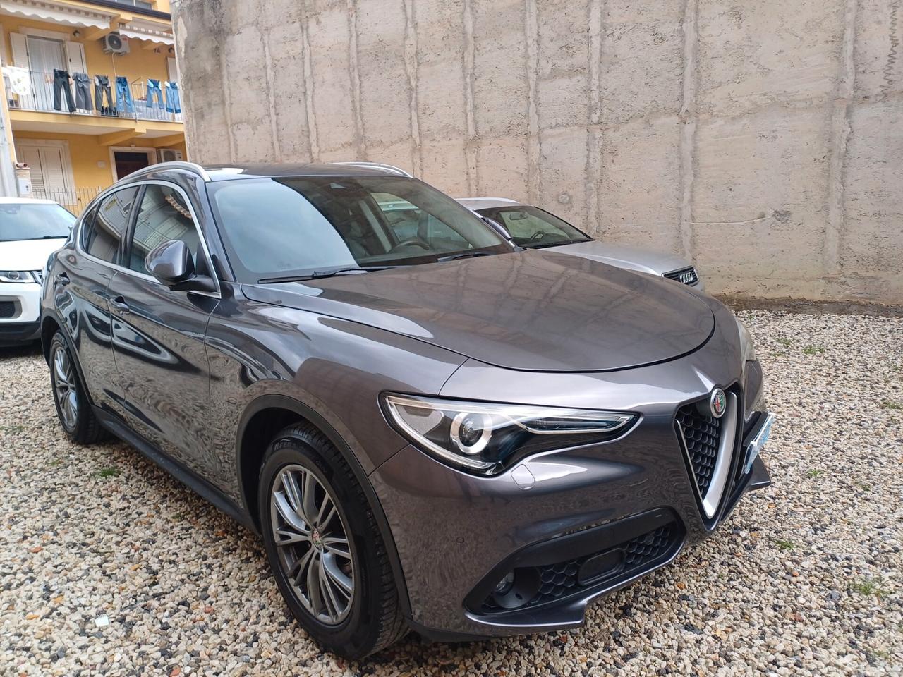 Alfa Romeo Stelvio 2.2 Turbodiesel 180 CV AT8 RWD Executive