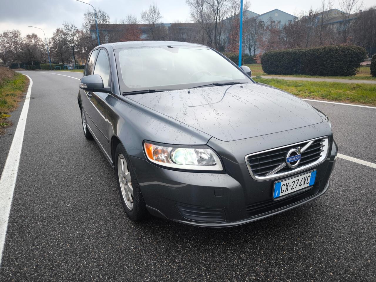 VOLVO V50 SW 1,6 D2 OK NEOPATENTATI
