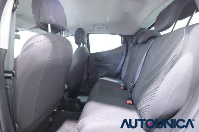 LANCIA Ypsilon 1.0 FIREFLY 5 PORTE S&S HYBRID GOLD FARI LED