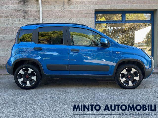 FIAT Panda Cross 1.0 70CV HYBRID NAVIGATORE SENSORI PARCHEGGIO