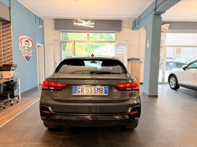 Audi Q3 35 TDI SPORTBACK S tronic Identity Black
