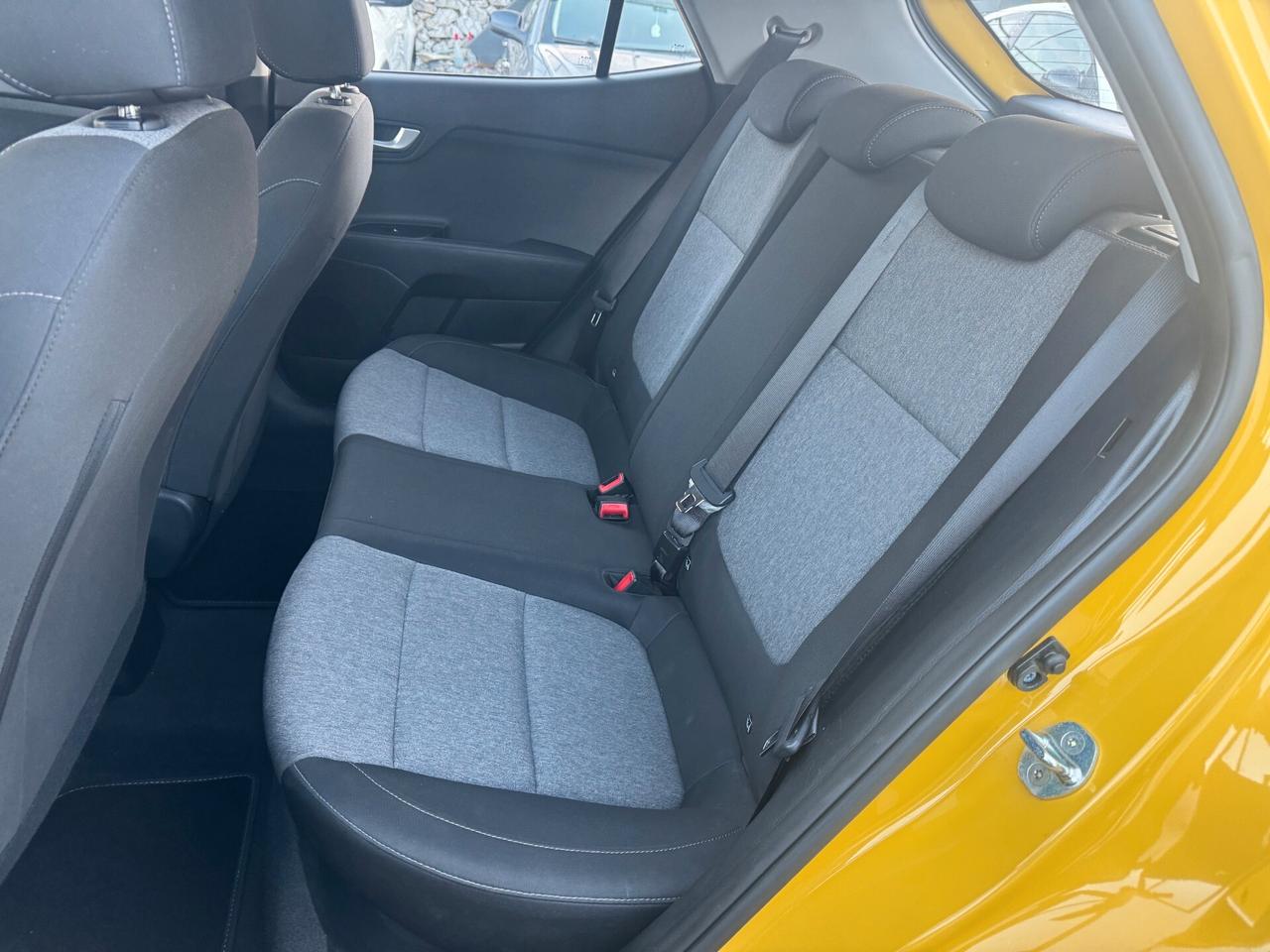 KIA Stonic 1.2cc DPI 84cv Urban