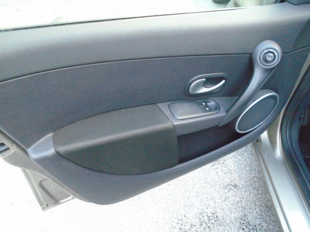 Renault Clio 1.2 16v Dynamique 5p