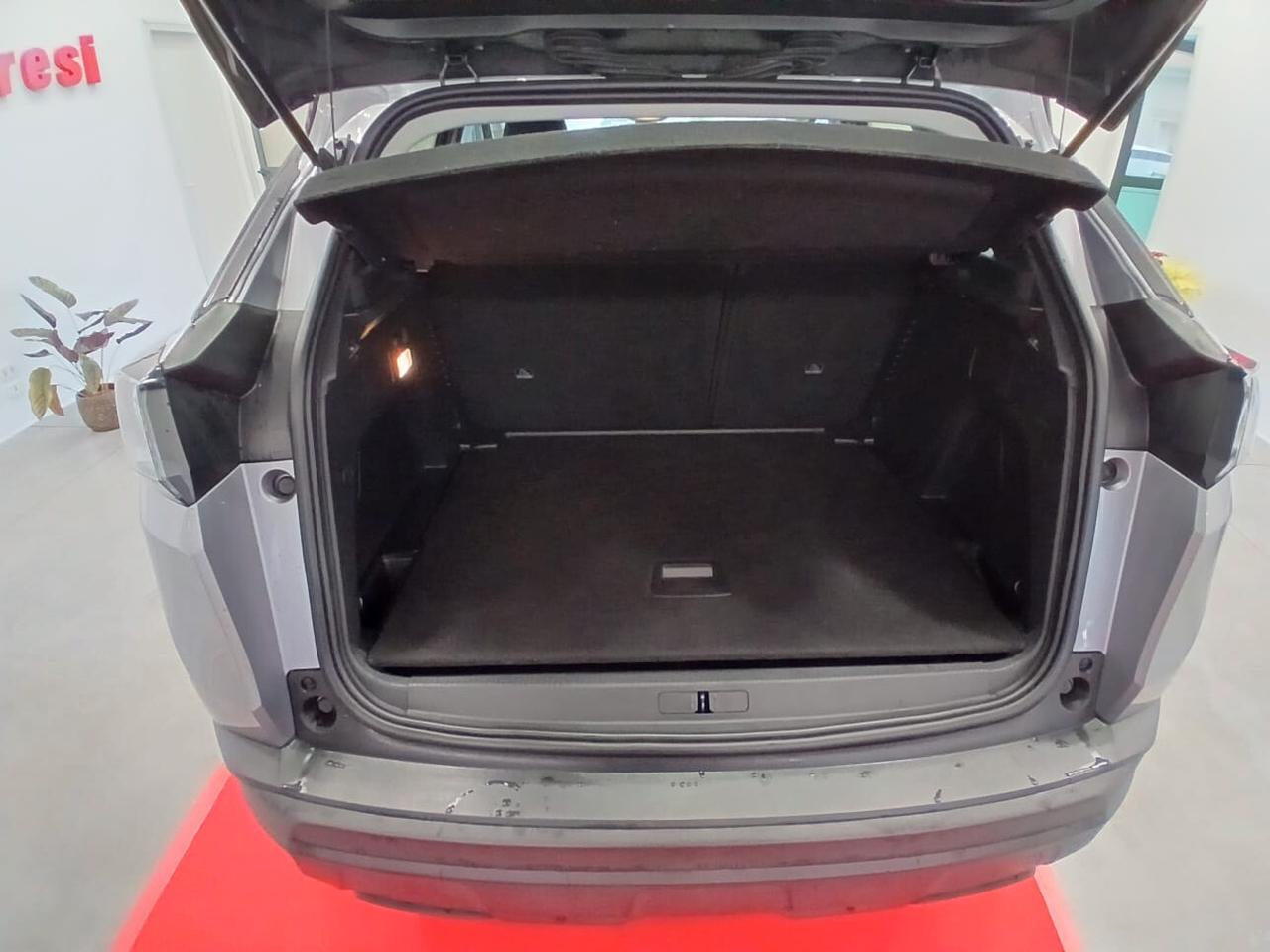 Peugeot 3008 BlueHDi 130 S&S EAT8 Active Pack