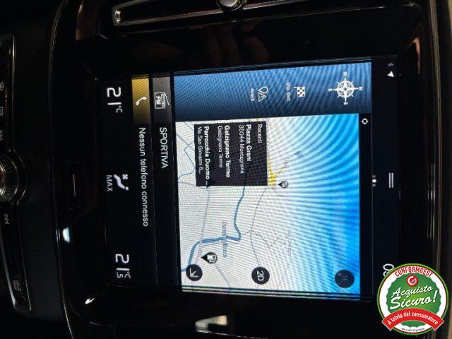 VOLVO XC40 T4 Recharge Plug-in Hybrid Inscription