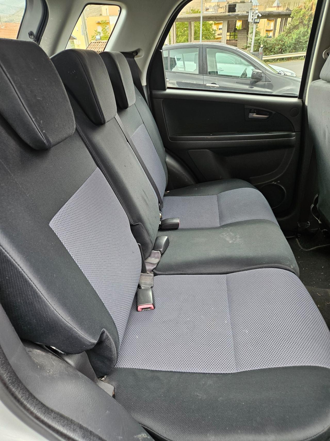 Fiat Sedici 1.9 MJT 4x4 Emotion