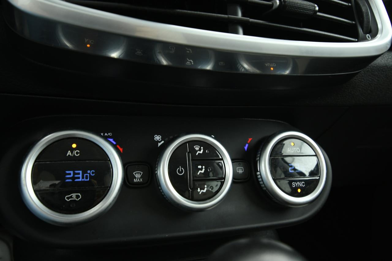 FIAT 500X 1.4 m-air Lounge 4x2 140cv dct X COMMERCIANTI NEOPATENTATI+BLUETOOTH