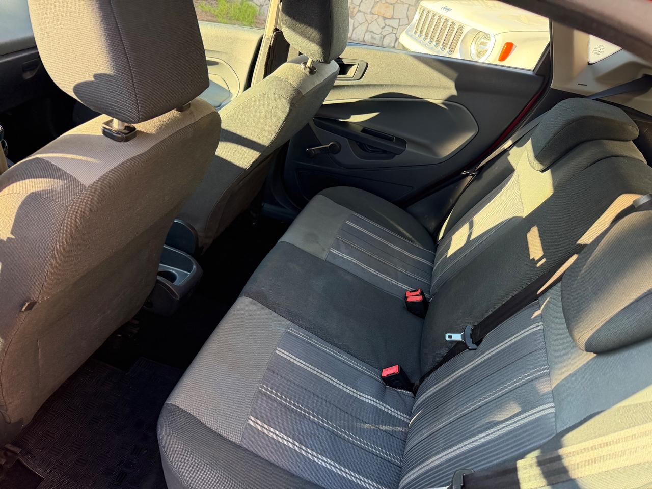 Ford Fiesta 1.4 5 porte Bz.- GPL Titaniumf