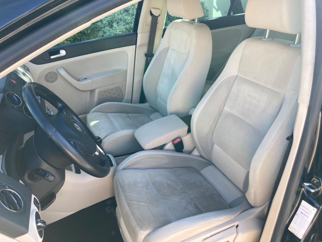 VOLKSWAGEN GOLF PLUS (HIGHLINE) DA VETRINA