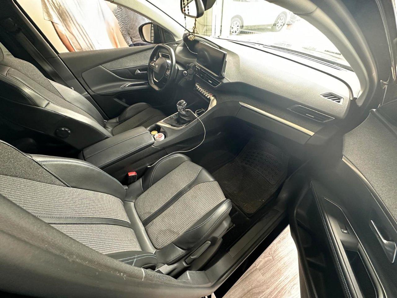 Peugeot 5008 5008 1.5 bluehdi Allure Pack s&s 130cv