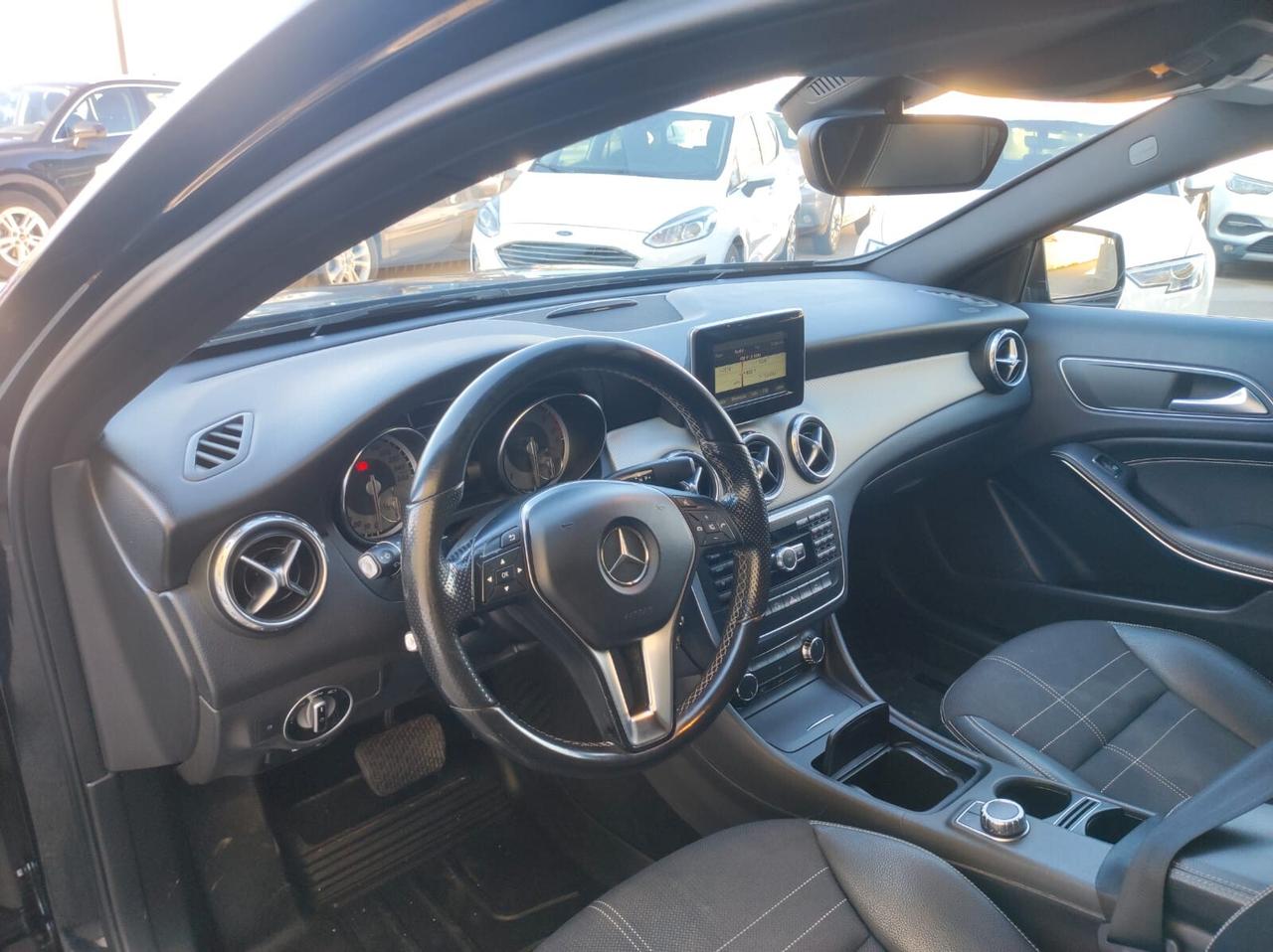 Mercedes-benz GLA 200 CDI Automatic Sport