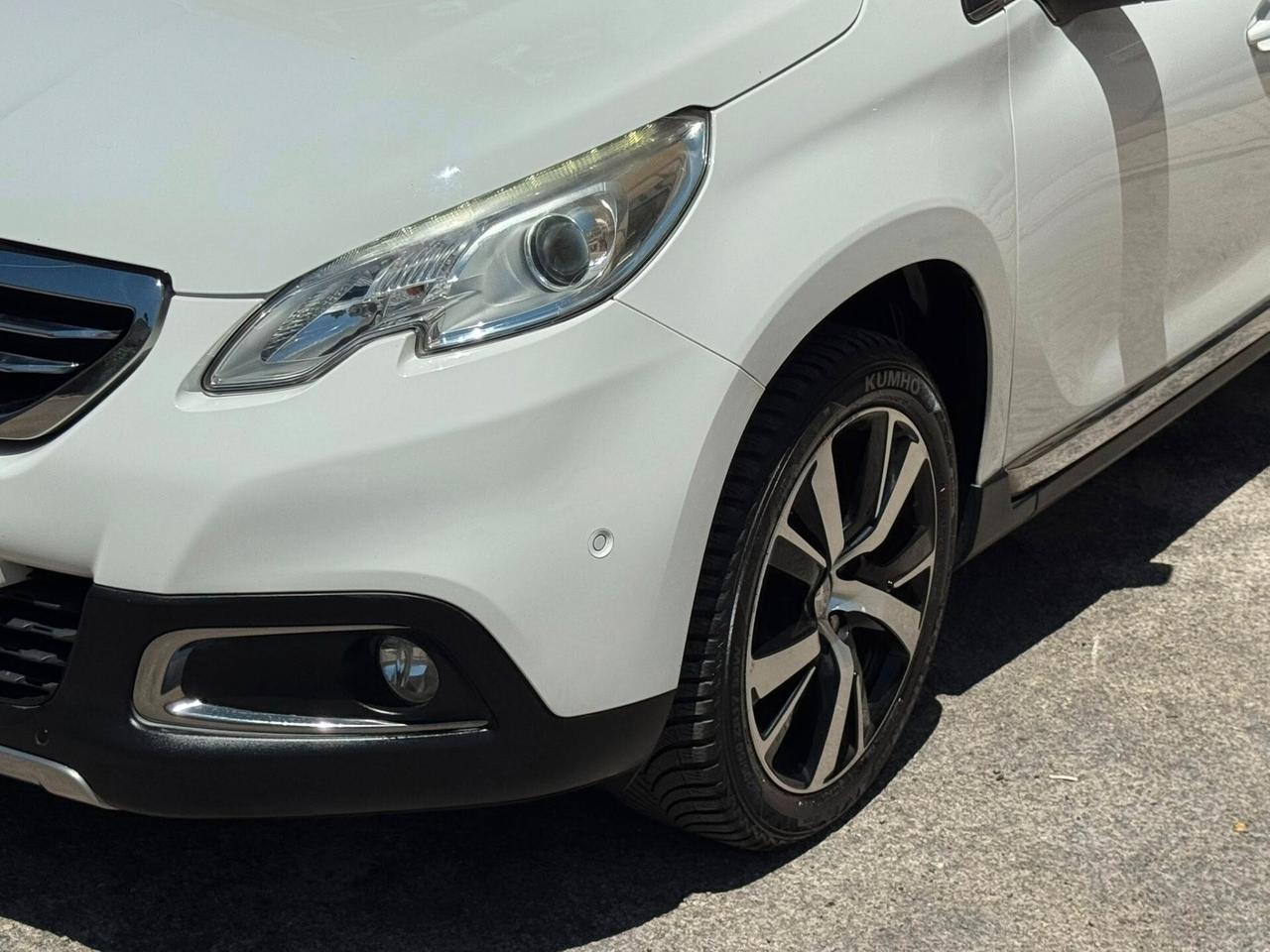 PEUGEOT 2008 1.6 HDI ALLURE TETTO+NAVI+CERCHI