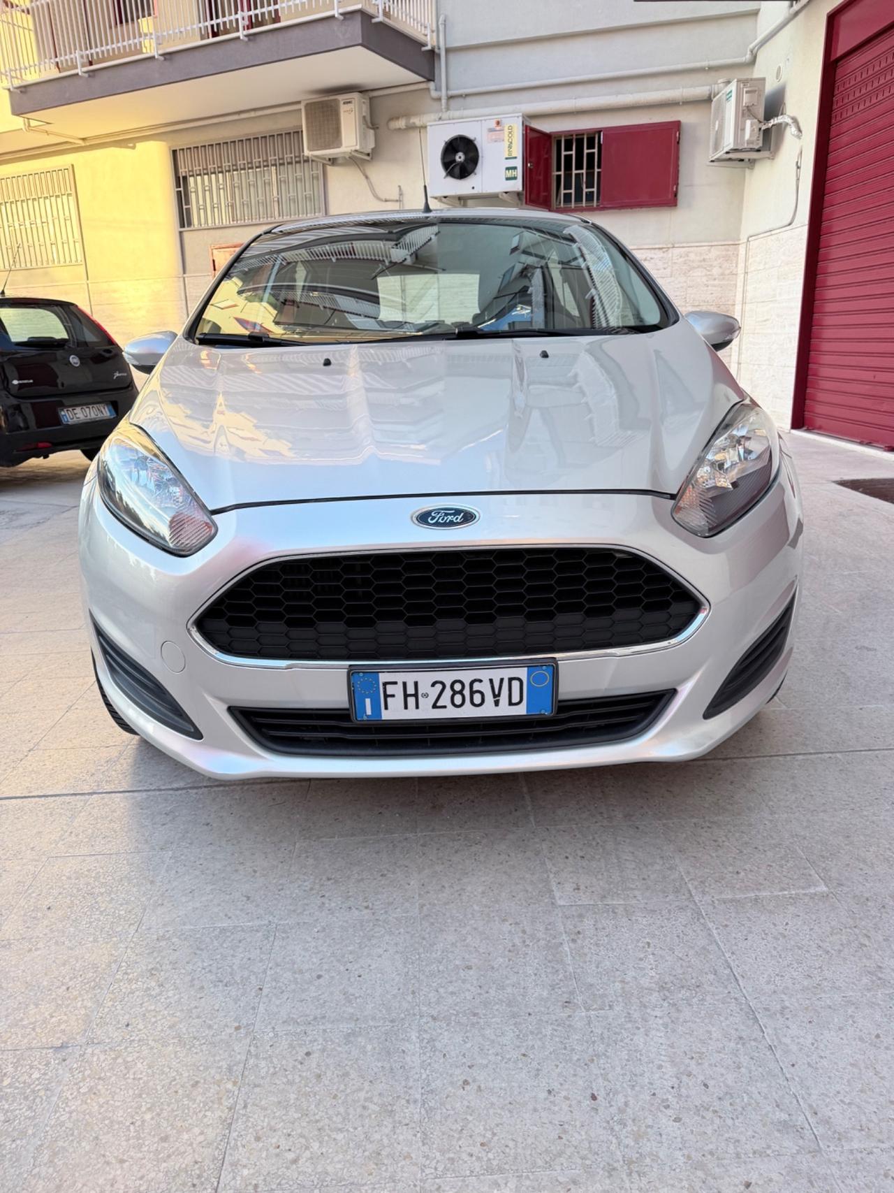 Ford Fiesta 1.5 TDCi Diesel 75CV