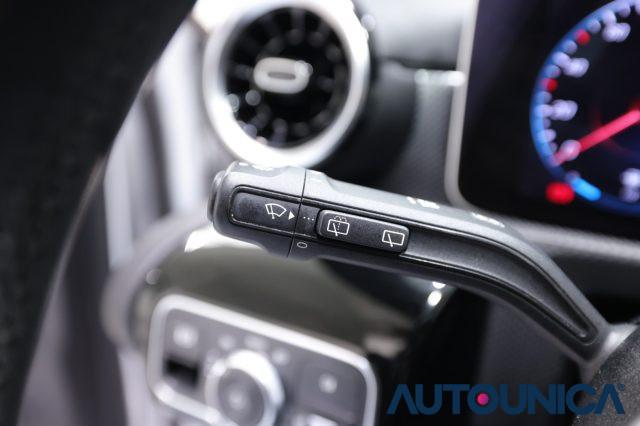 MERCEDES-BENZ A 180 D AUTOMATICA SPORT FARI FULL LED
