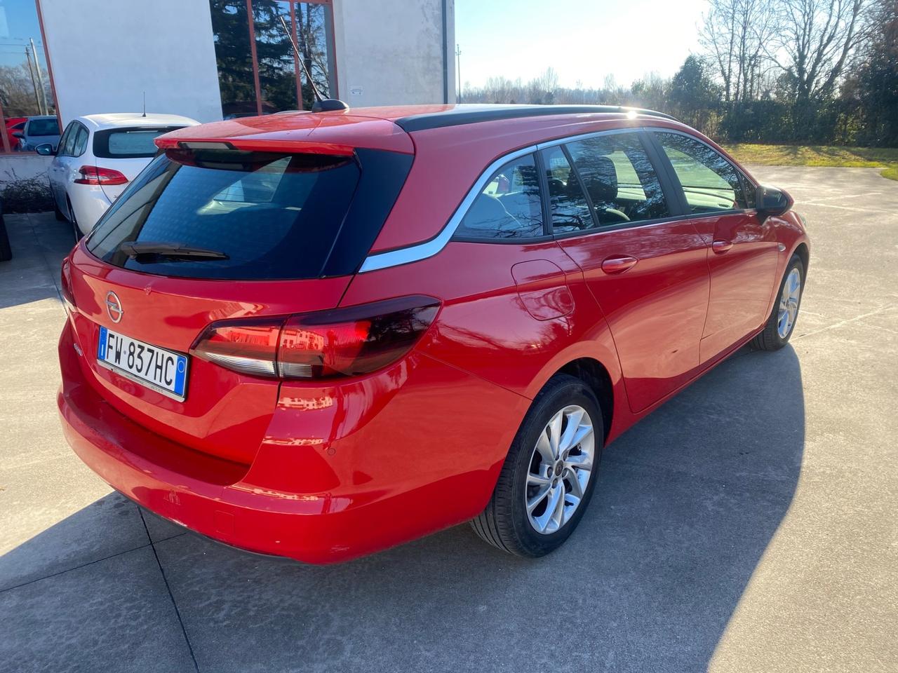 Opel Astra 1.6 CDTi 136CV Start&Stop Sports Tourer Business