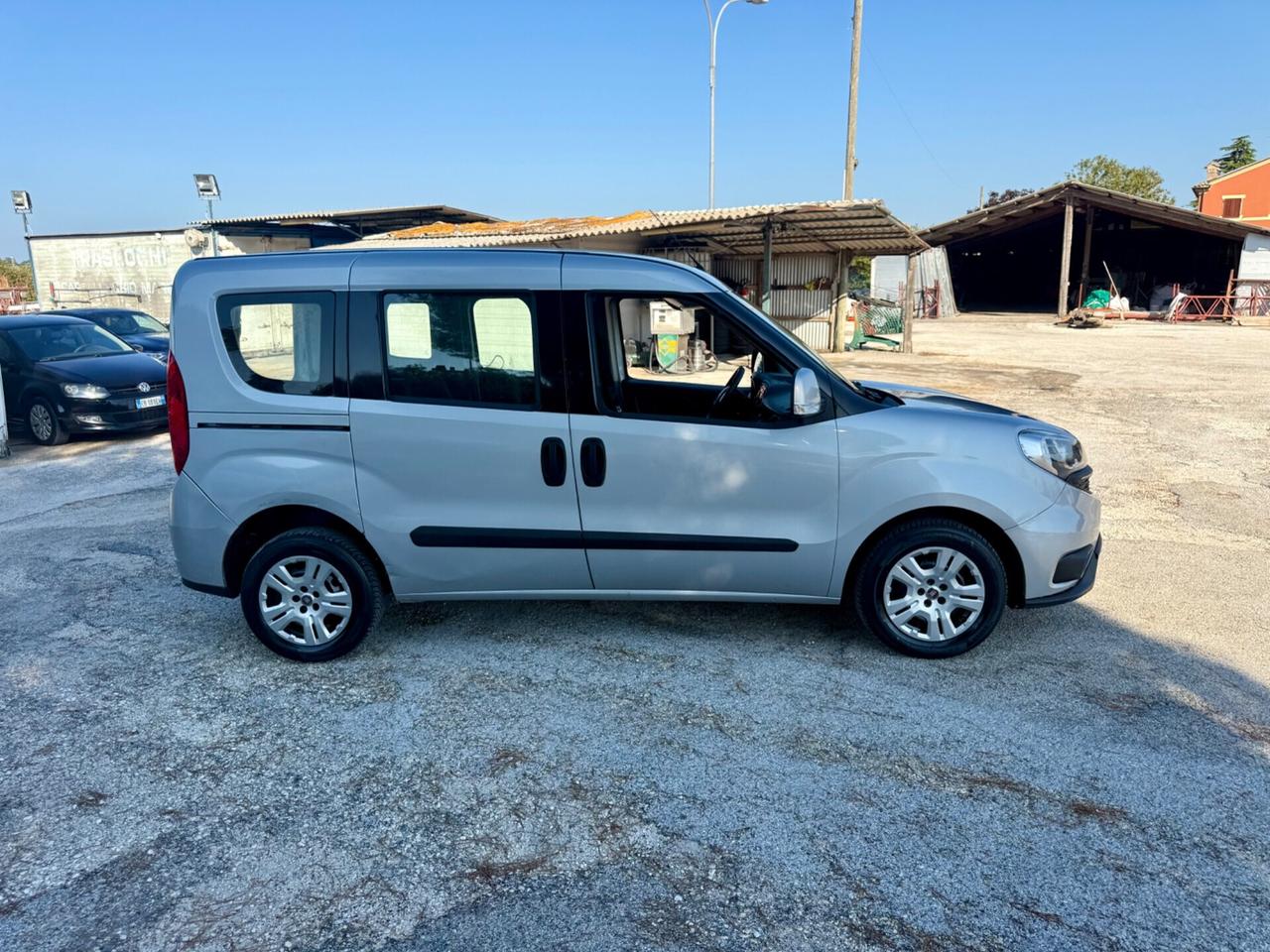 Fiat Doblò 5posti 1.6 Multijet UNIPRO neopatentati