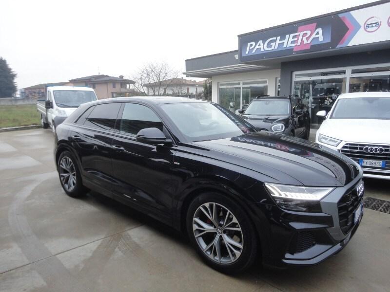 AUDI Q8 Q8 50 TDI 286 CV quattro tiptronic Sport