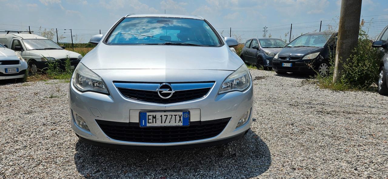 Opel Astra 1.7 CDTI 110CV 5 porte Cosmo