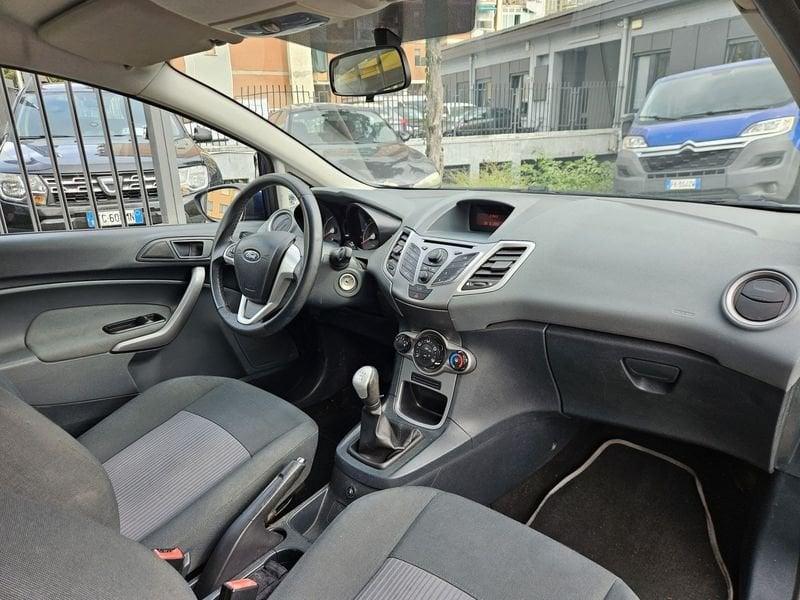 Ford Fiesta Fiesta 3p 1.4 16v Business Gpl