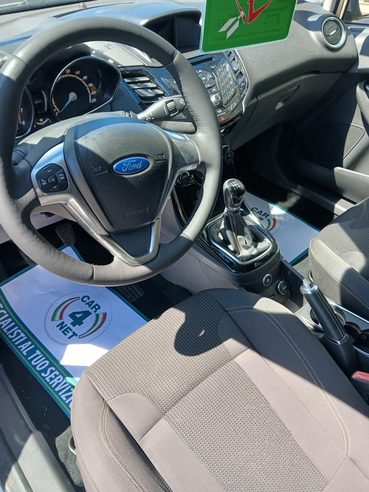 Ford Fiesta 1.4 5 porte Bz.- GPL Black & White Edition