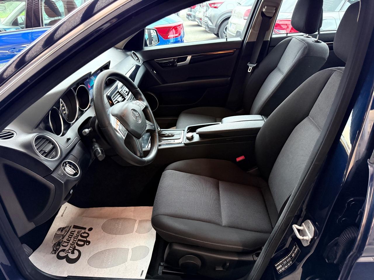 Mercedes-benz C 220 CDI BlueEFFICIENCY Avantgarde