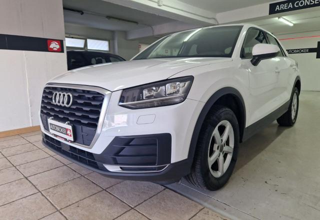 AUDI Q2 30 TDI S tronic Business