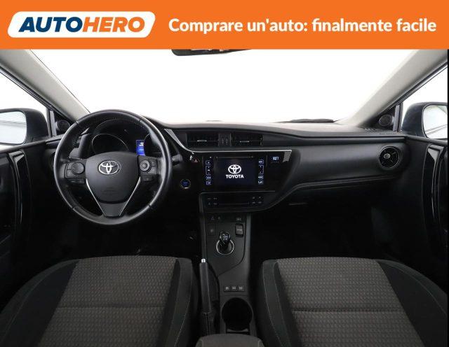 TOYOTA Auris 1.8 Hybrid Black Edition