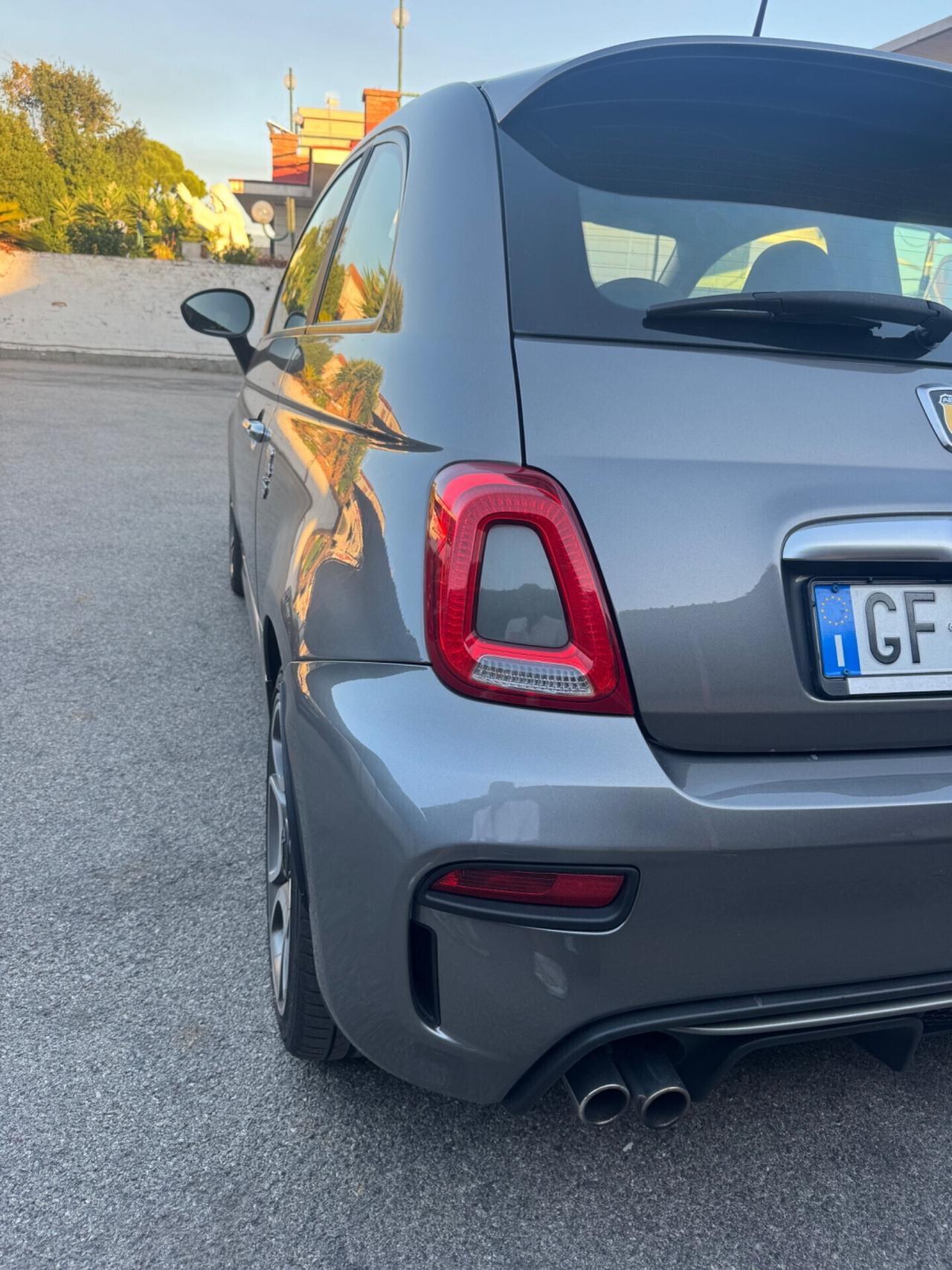 Abarth 595 1.4 Turbo T-Jet 165 CV