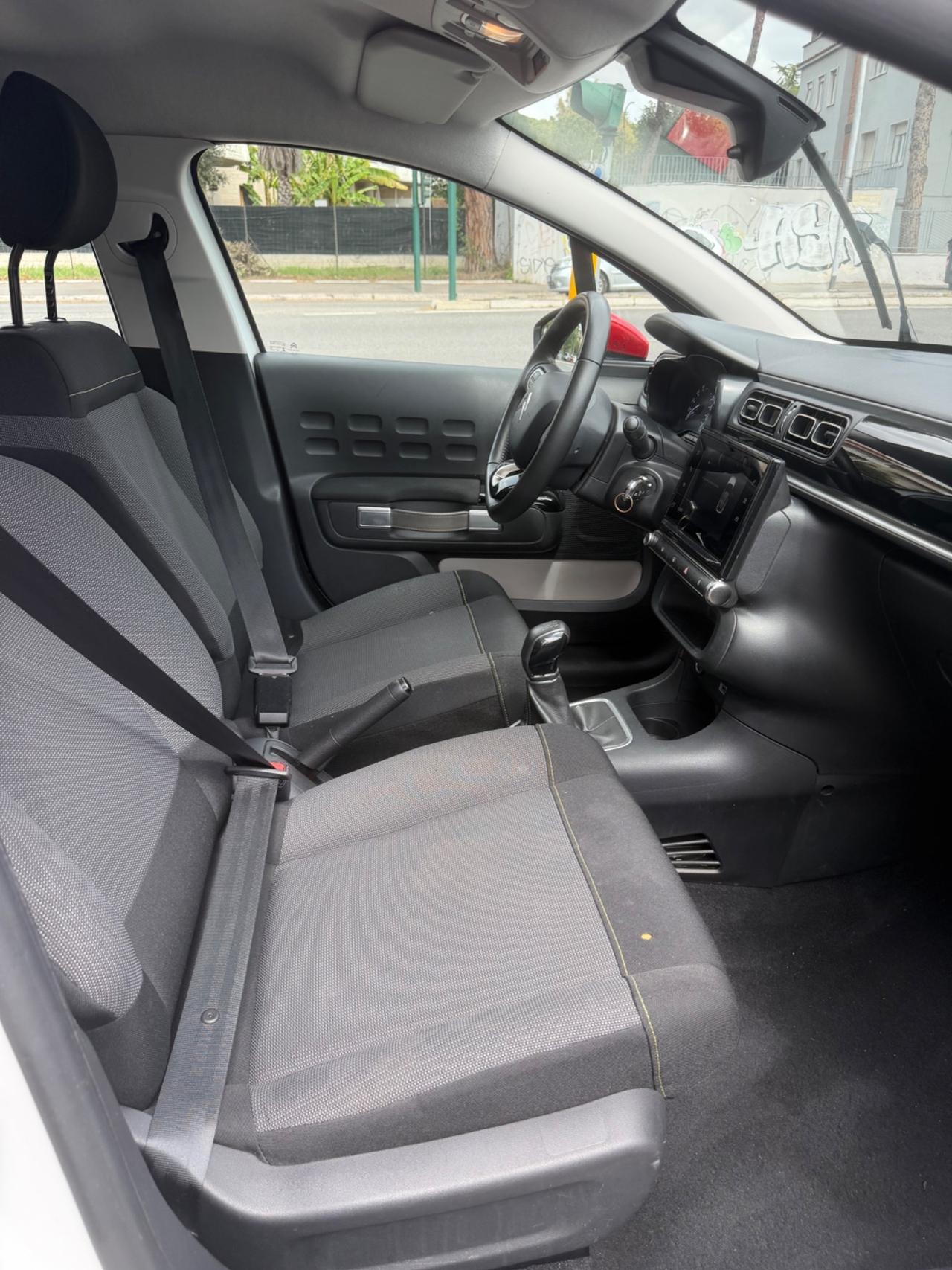 Citroen C3 83cv Benzina 5 porte Shine Navi bicolor pdc