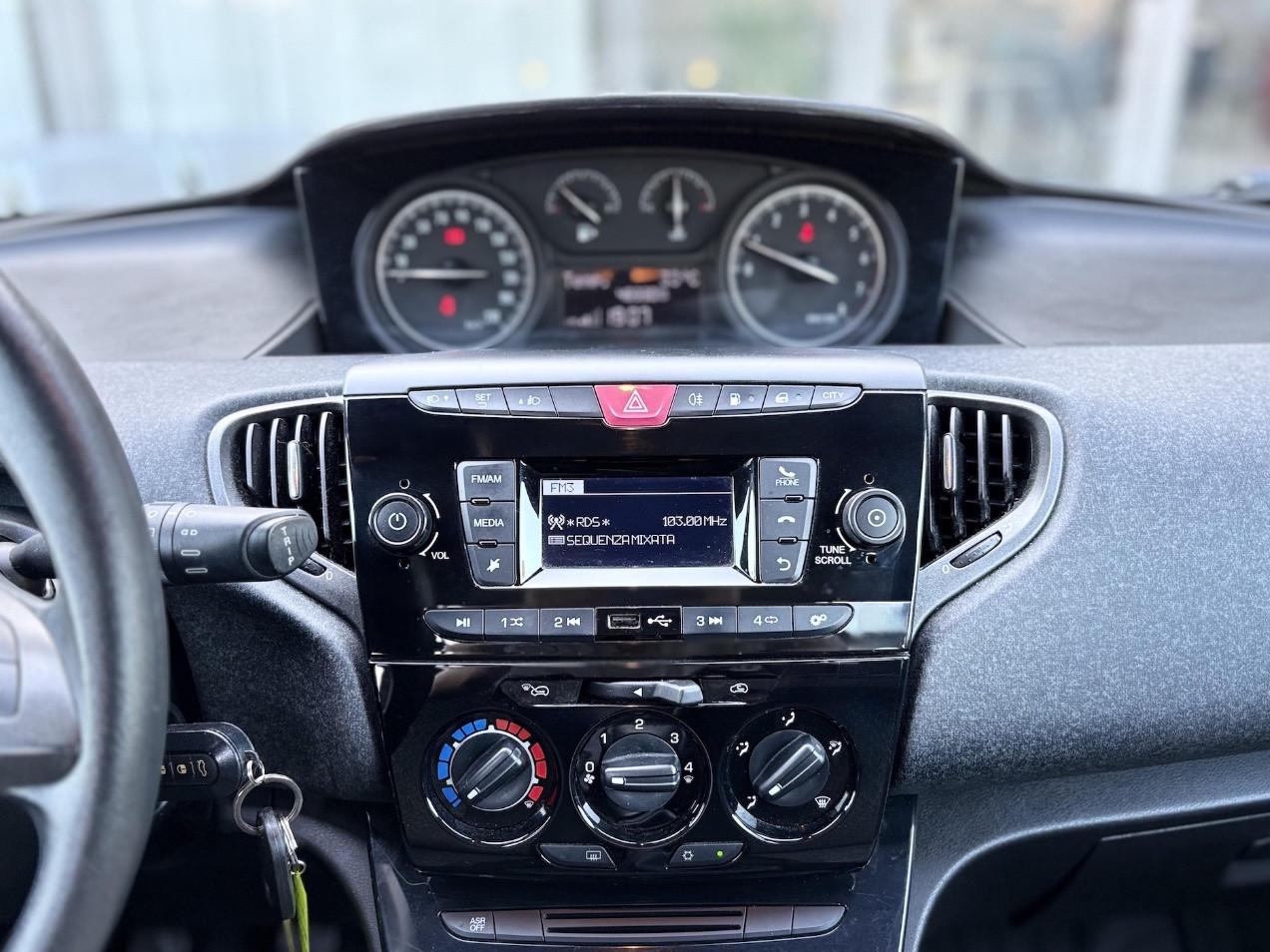 Lancia Ypsilon 5 Porte 1.2 Gpl 69CV E6 Neo - 2019