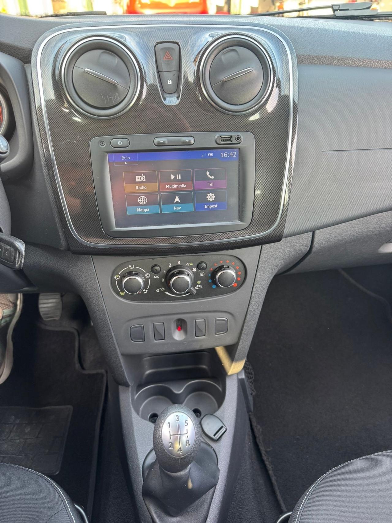 Dacia Logan MCV 0.9 TCe 12V 90CV Start&Stop Lauréate neopatentati