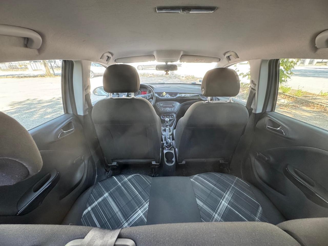Opel Corsa 1.2 5 porte benzina