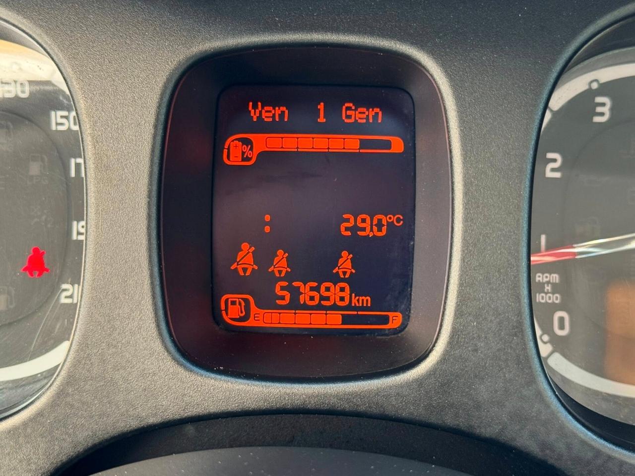 FIAT PANDA 1.0 FIREFLY HYBRID CITY LIFE PERFETTA